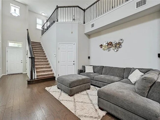 Building Photo - 906 Boatswain Wy