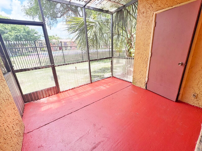Building Photo - 4501 Treehouse Ln