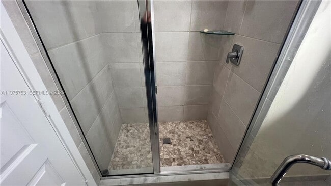 Building Photo - 7915 NW 104th Ave