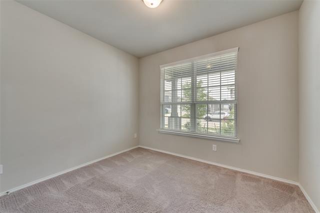 Building Photo - 5924 Hopkins Dr