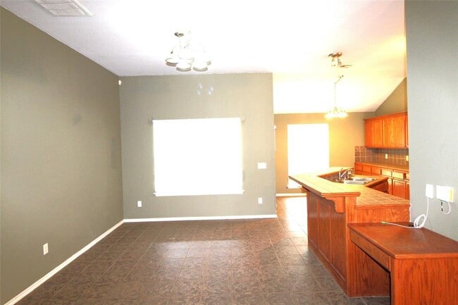 Building Photo - 1726 Concord Dr