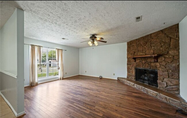 Building Photo - 6921 Brockwood St
