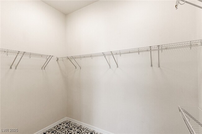 Building Photo - 29 Gladewater Dr