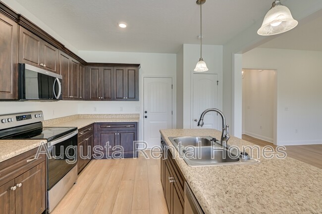 Building Photo - 2174 Mc Elmurray Rd