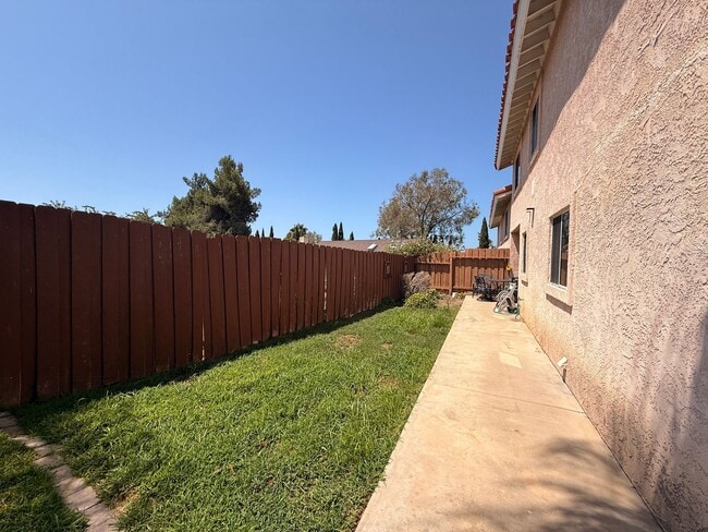 Building Photo - 1413 Janis Lynn Ln