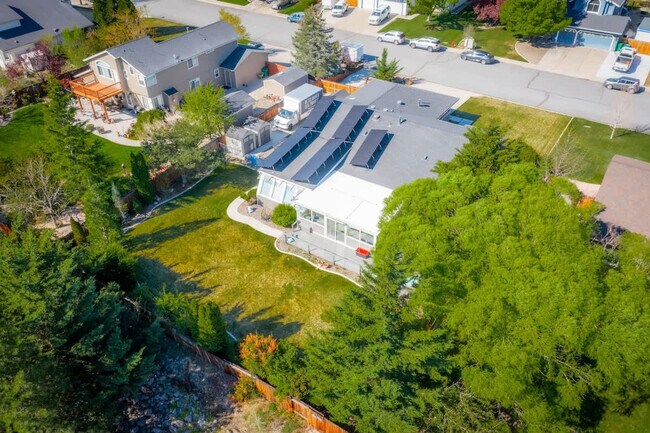 Building Photo - 14350 Ghost Rider Dr