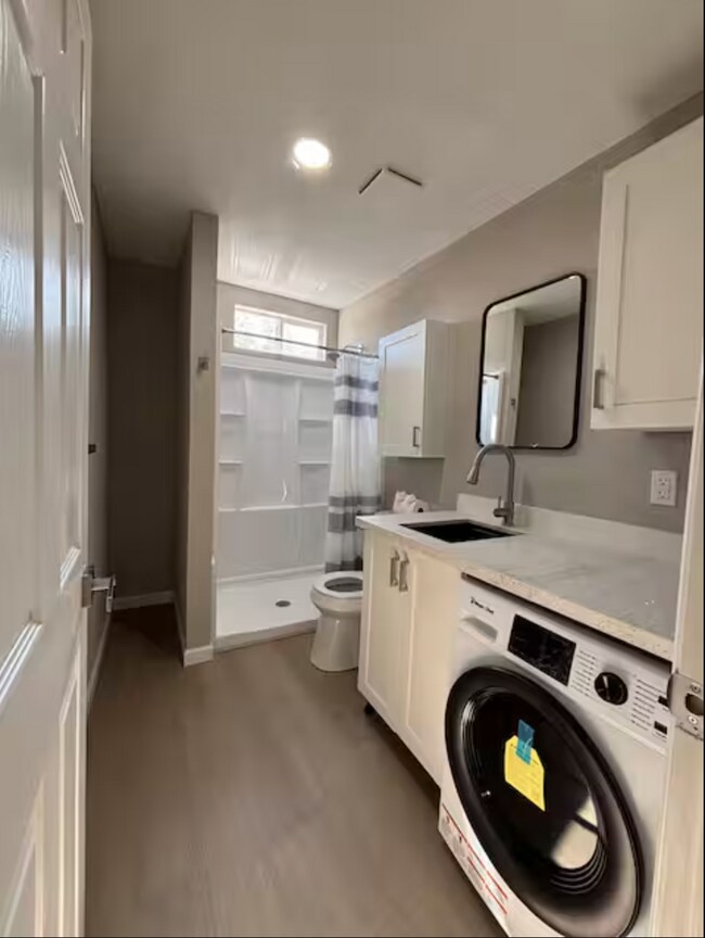 Building Photo - CWA5