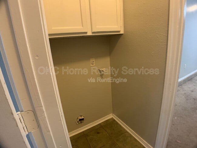 Building Photo - 1314 Pennington Ave