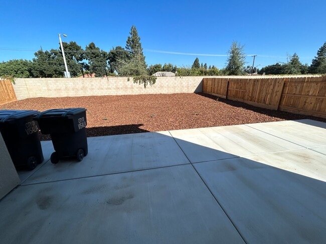 Building Photo - Beautiful Newer 4 Bedroom Home in Aspen-Sequoia Trails with Solar!