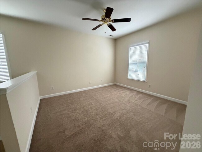 Building Photo - 9315 Rosalyn Glen Rd