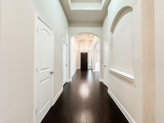 Building Photo - 10 Pilot Rock Pl