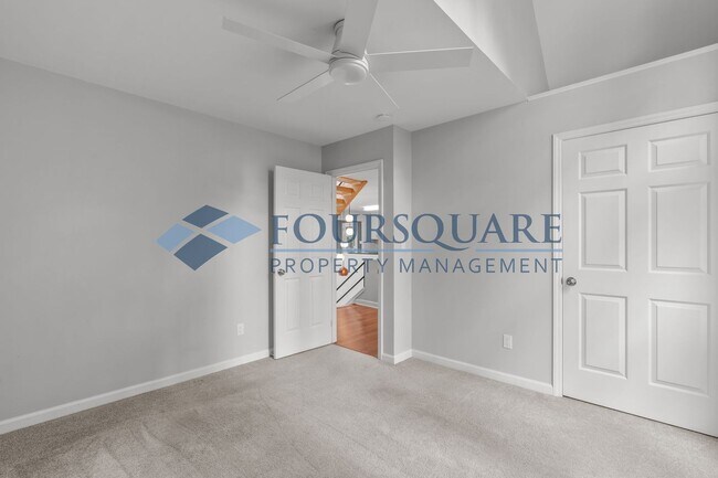 Building Photo - Single Family | One-acre lot in Powell Far...