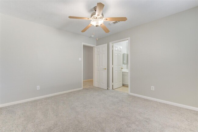 Building Photo - 12207 Lakewood Glade Ct