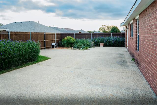 Building Photo - 2129 Bliss Rd