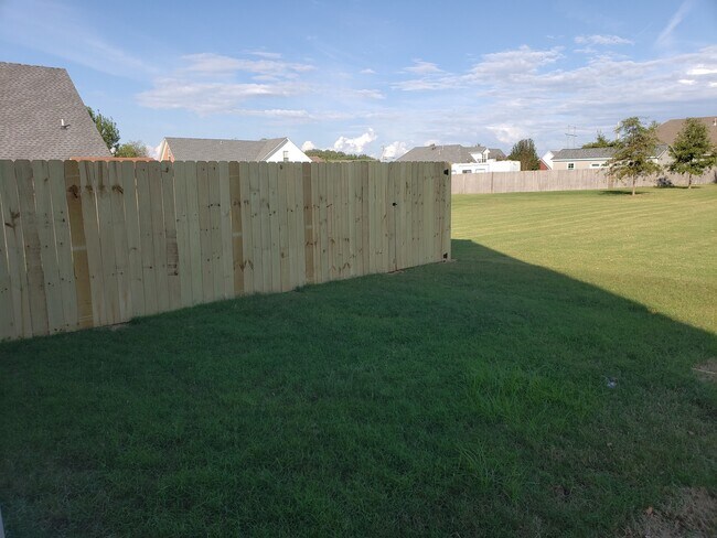 Building Photo - Westwind Subdivision