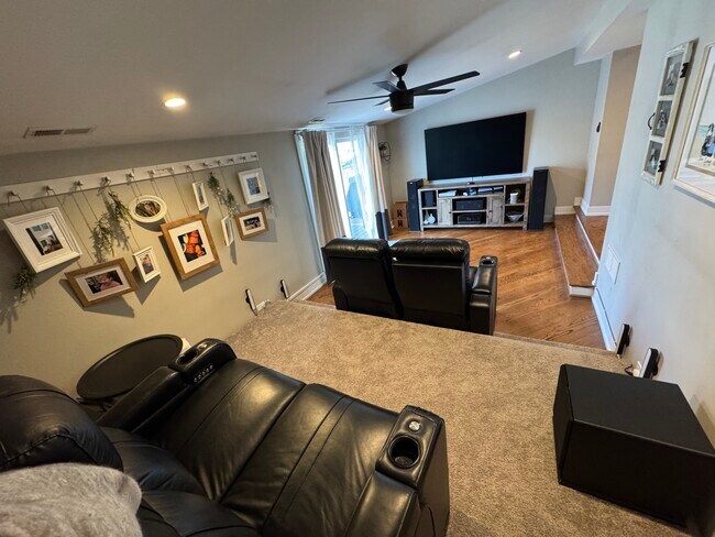 Building Photo - 2 W Ridge Ave