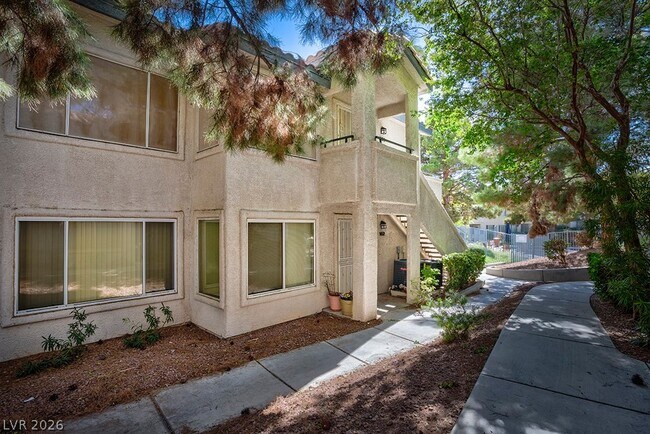 Building Photo - 3128 Tarpon