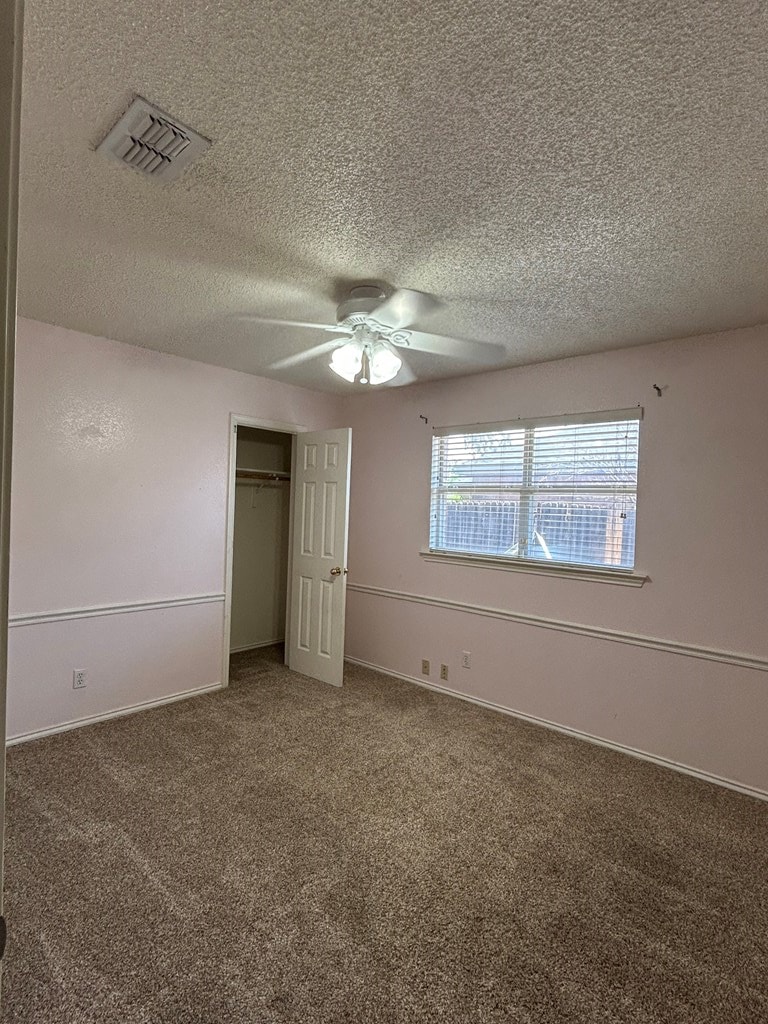 Building Photo - 4008 New Orleans Dr