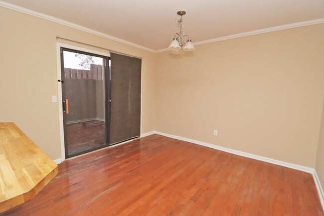 Building Photo - 3 Bedroom, 2.5 Bath in Point Arcadia - Ava...