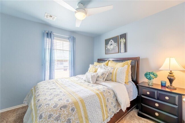 Building Photo - 11817 NW 131st St