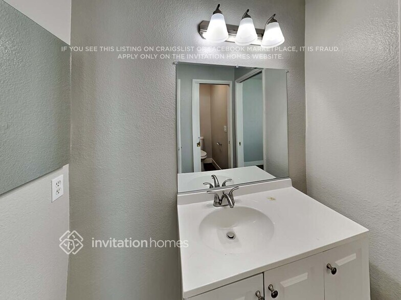 Building Photo - 7441 Fireweed Cir