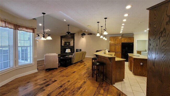 Building Photo - 8762 FL-26