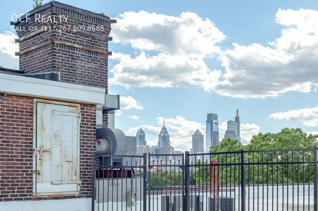 Building Photo - Beautiful Renovated Northern Liberties Loft