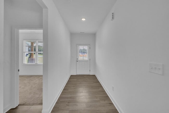 Building Photo - **Beautiful New Construction Home in Zebulon**