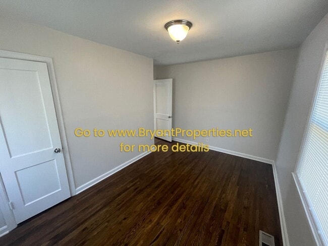 Building Photo - Nashville - Donelson Area  2 Bedroom 1-Bath