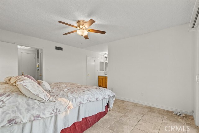 Building Photo - 10561 Alskog St