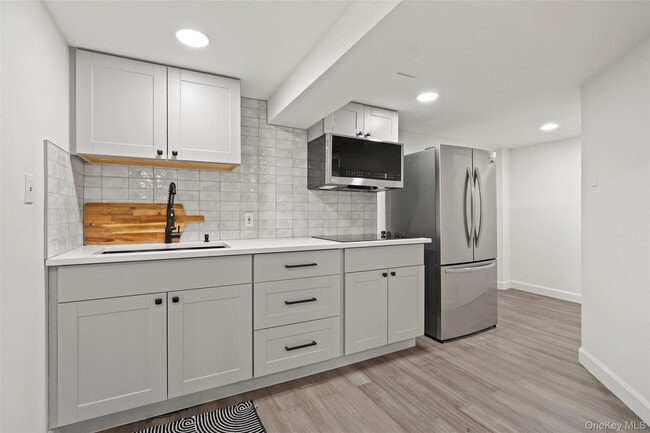 Building Photo - 59 Hoags Cross Rd