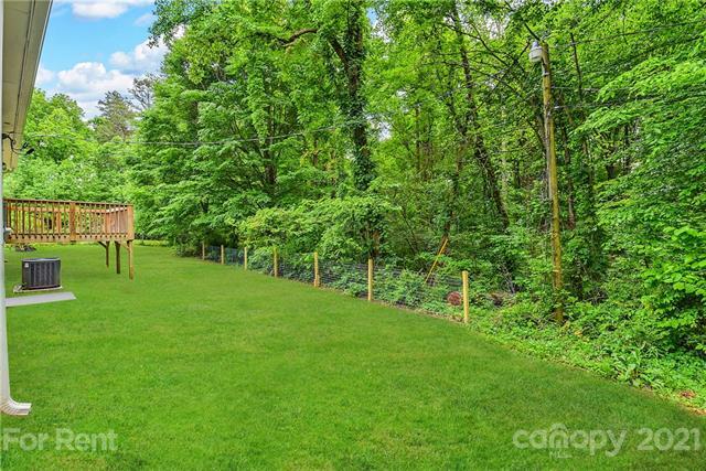 Building Photo - 3735 Somerset Dr