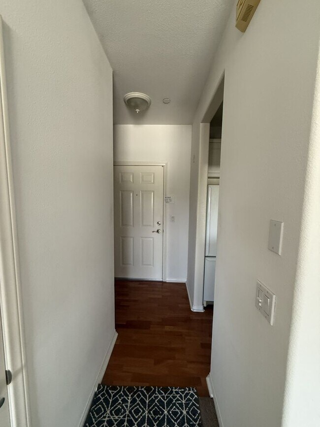 Building Photo - Serene 55+ Living in the Heart of Torrance | 2 Bed, 2 Bath Condo