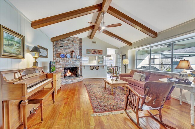 Building Photo - 18623 Prince William Ln
