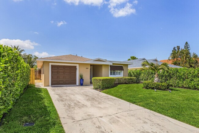 Building Photo - 660 100th Ave N