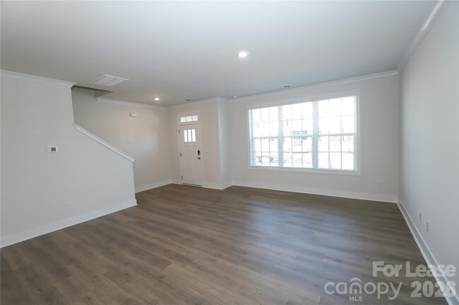 Building Photo - 2043 Harlequin Dr