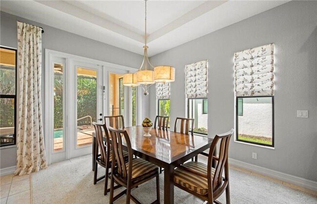 Building Photo - ** BENT CREEK PRESERVE UNFURNISHED POOL HO...
