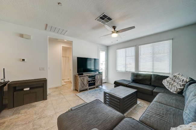 Building Photo - 4100 S Pinelake Way