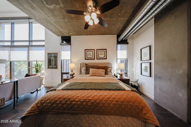 Building Photo - 100 W Portland St