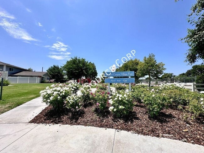 Building Photo - 20871 Plum Canyon Rd