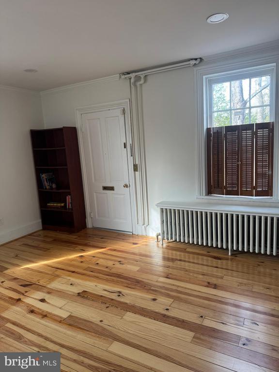 Building Photo - 10 Wirt St NW