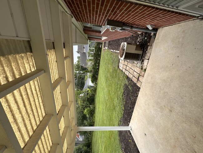 Building Photo - 4707 Fairview Ave