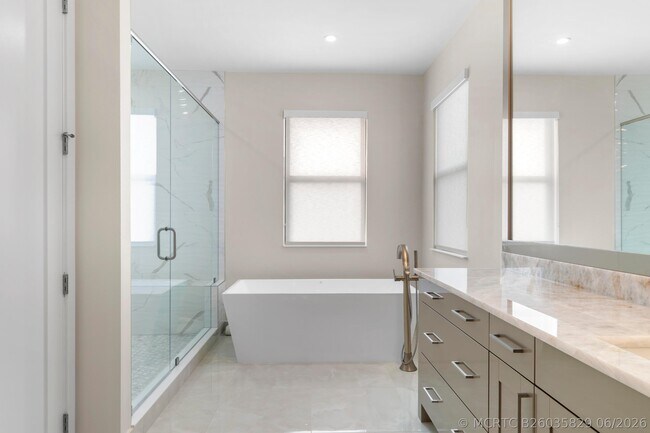 Building Photo - 12510 Solana Bay Cir