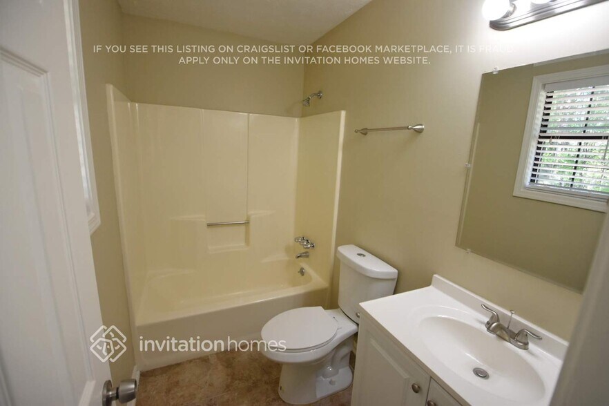 Building Photo - 373 Rustic Ridge Cir