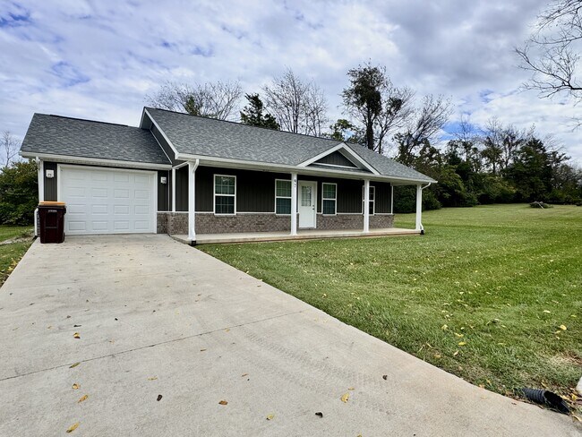 Primary Photo - 97 Timothy Dr
