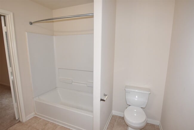 Building Photo - 1035 Junction Ct