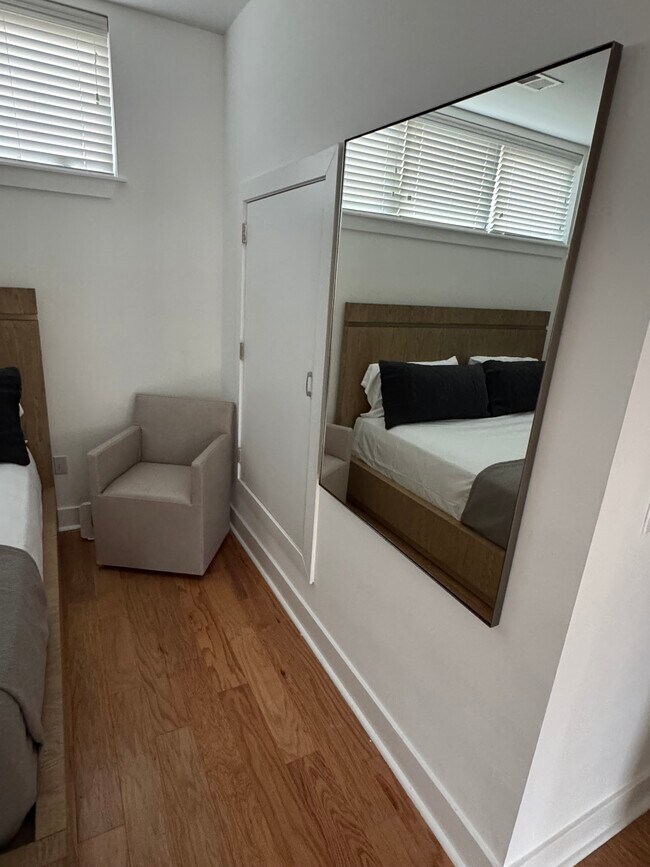 Building Photo - 413 Hancock Green Pl