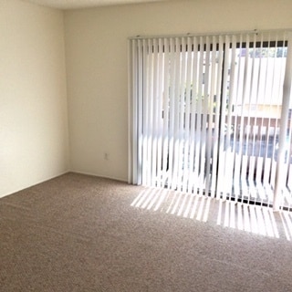 Building Photo - Coming Soon! 2BDRM/1.5BATH CONDO IN SAN DIEGO