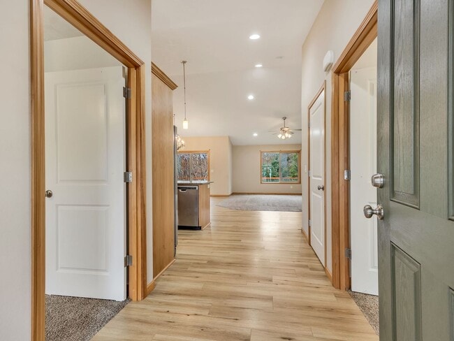 Building Photo - 1730 Pacific Ridge Ln