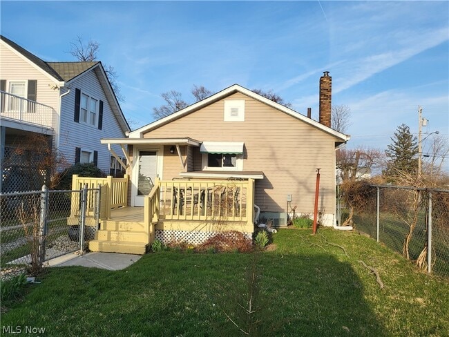 Building Photo - 108 Arizona Ave